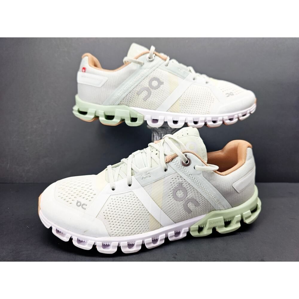 Oncloud Women 5.5 Comfy footwear